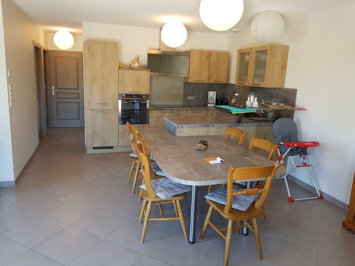 Gite Le Petit Pied-A-Terre La Chapelle-Saint-Sauveur  Εξωτερικό φωτογραφία